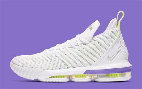 nike lebron Buzz Lightyear